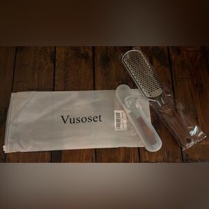 NEW Vusoset Stainless Steel Grater with Cover